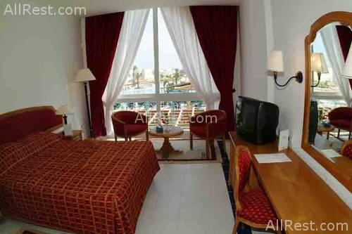 Desert Rose Resort 8